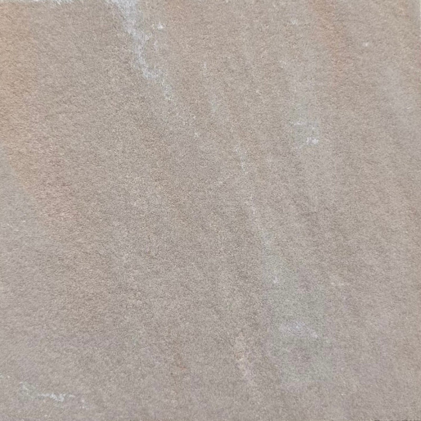 20) Beige